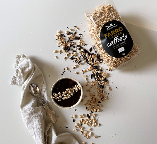 COPPETTE DI YOGURT, CIOCCOLATO E FARRO SOFFIATO