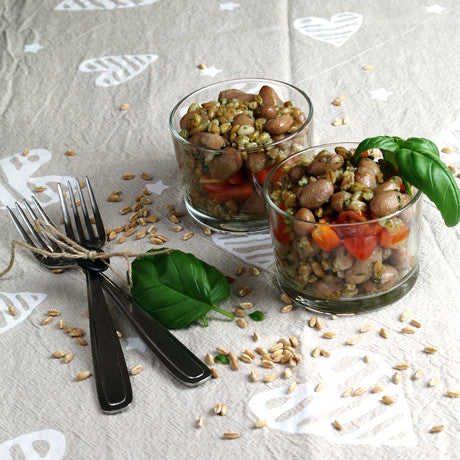 Insalata di farro borlotti pomodorini e basilico