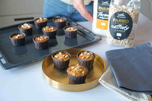 MUFFIN ALLE MELE E FARRO SOFFIATO
