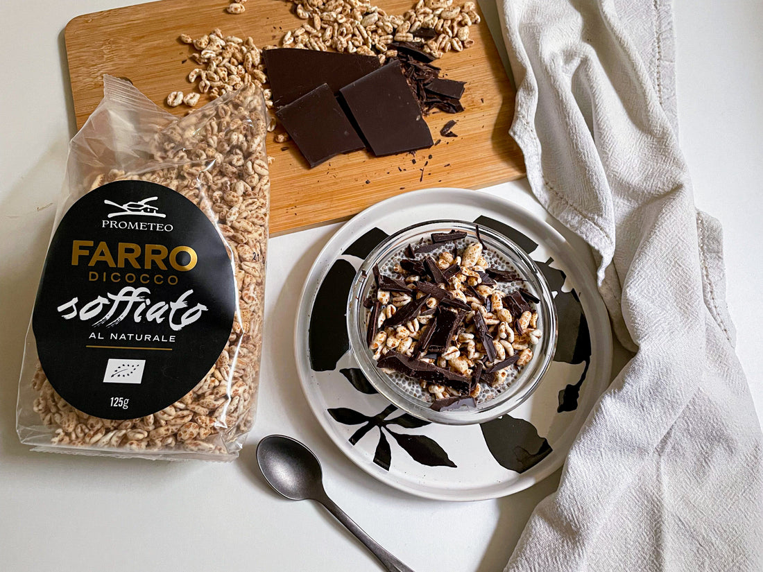 PUDDING DI FARRO SOFFIATO CON LATTE DI AVENA E SCAGLIE DI CIOCCOLATO