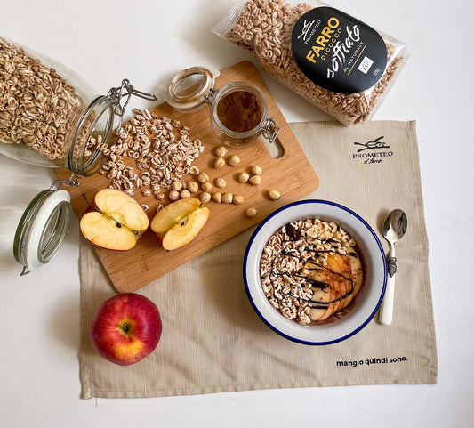BOWL CON KEFIR E FARRO SOFFIATO