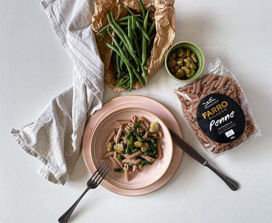 PENNE CON FAVE, FAGIOLINI E SESAMO