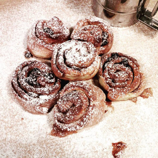 Rosette di farro con arancio cannella e uvetta