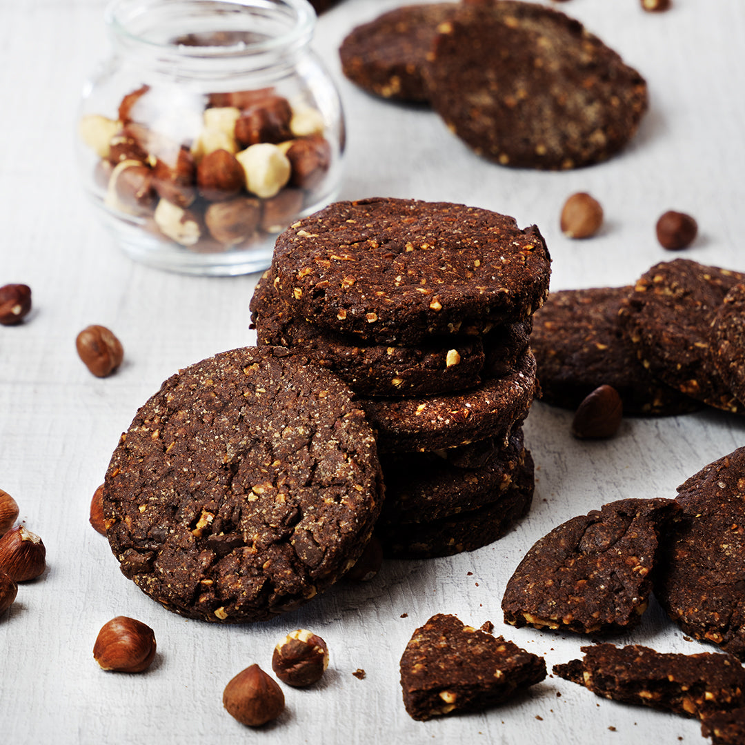 Biscotti di farro all'olio di oliva cioccolato e nocciole