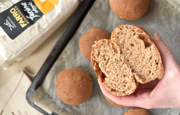 PANINI AL FARRO A LUNGA LIEVITAZIONE