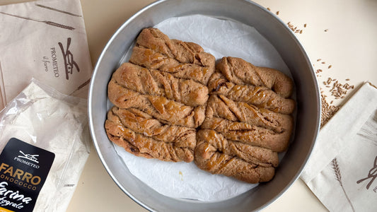 TRECCINE AL FARRO INTEGRALE E CANNELLA