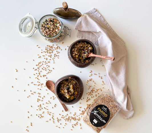 INSALATA DI FARRO E LEGUMI
