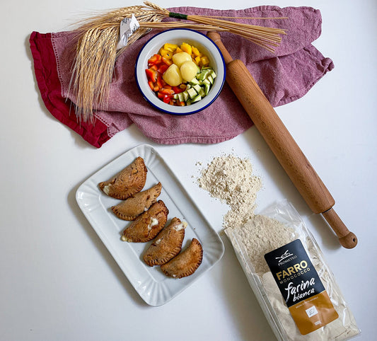 PANZEROTTI DI FARRO CON VERDURE E SCAMORZA